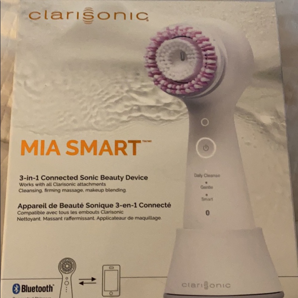 BRAND NEW Clarisonic Mia Smart Facial Cleanser